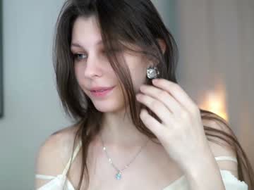 girl cam all day peek_in_my_window image #7588257