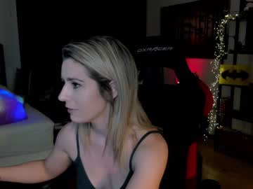 girl cam all day kimilee22 image #5034123