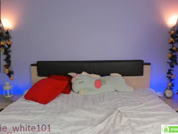 girl cam all day foxhilary image #2174039