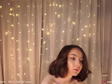girl cam all day mariabecky image #3477007
