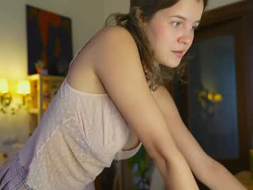 girl cam all day eli_sun image #8121520