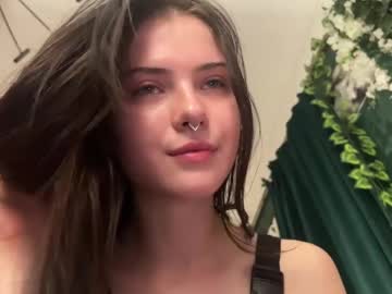 girl cam all day bmwm5f90 image #9507675