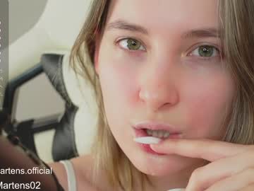 girl cam all day beckymartens image #5956592