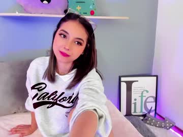 girl cam all day saschaholmen image #2843480