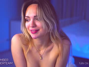 girl cam all day emmber image #2918488