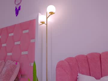 girl cam all day nicolle_mitchelle image #7810214