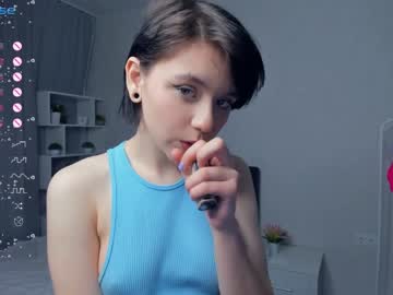 girl cam all day darellebodge image #6279673