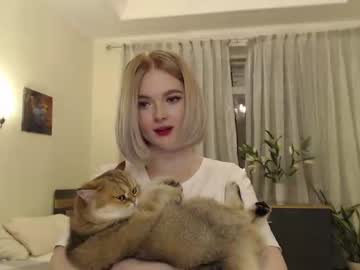 girl cam all day yvaine777 image #835041