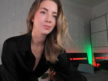 girl cam all day emmi_rosee image #5774990