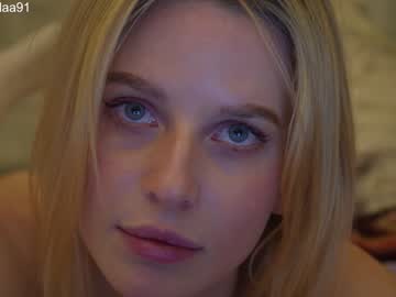 girl cam all day ellaa91 image #6097545