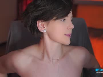 girl cam all day tiffanyriox image #6158296