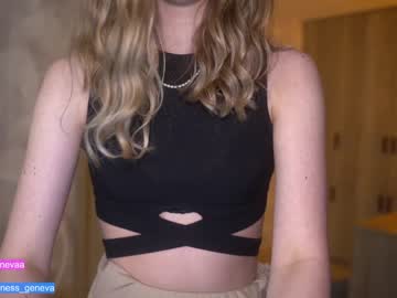 girl cam all day coyness_geneva image #4095842