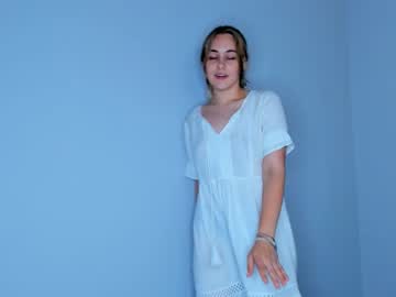girl cam all day lindamildreda image #5077117