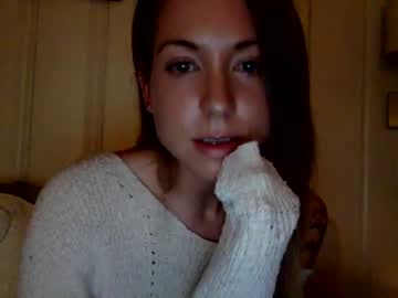 girl cam all day irisbelle image #5711839