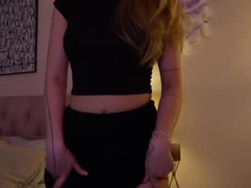 girl cam all day sarasuo image #7371003