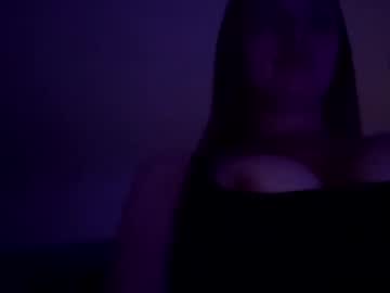 girl cam all day mxrissaof3 image #7871893