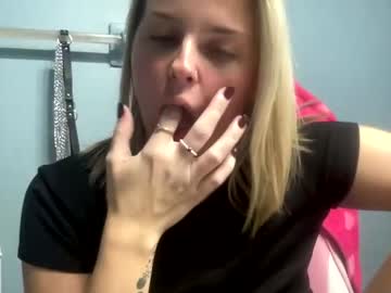 girl cam all day goddesskatexo image #5089683