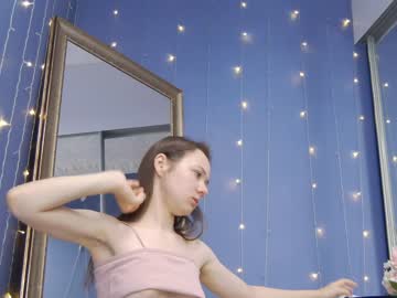 girl cam all day kriskras__ image #5103007