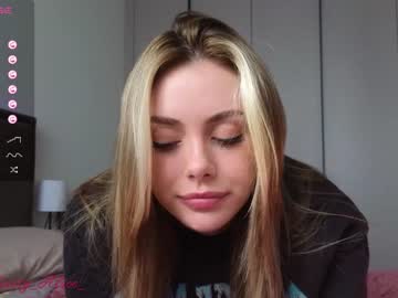 girl cam all day sky_magic image #6799814