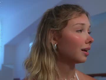 girl cam all day april_blush image #7723403