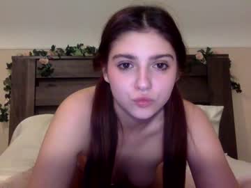 girl cam all day universitybabyxoxo image #3442800