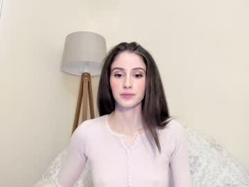 girl cam all day snowww_white image #3624028
