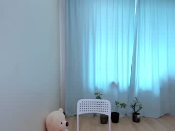 girl cam all day yana_squrel_22 image #1966019