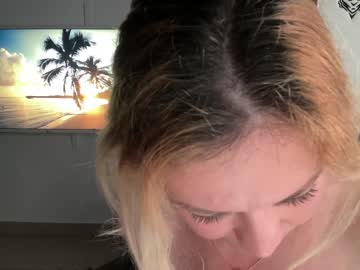 girl cam all day kiradivine image #2350524