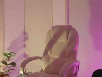 girl cam all day mila_1 image #8675849