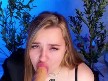 girl cam all day melissabowen image #8457479