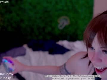 girl cam all day runesy image #4114488