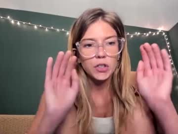 girl cam all day oliviahansleyy image #7045470