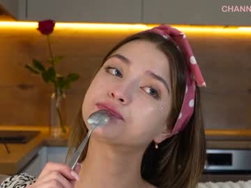 girl cam all day piranha_69 image #7166169