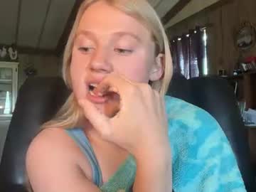 girl cam all day kayleighashford image #9678669