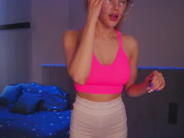 girl cam all day angella_kleee image #3799718