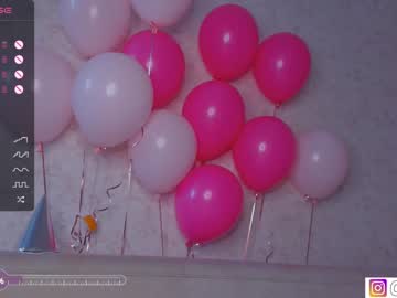 girl cam all day bzzzme image #5419825