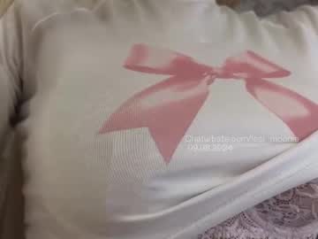 girl cam all day lesi_moonie image #7809493