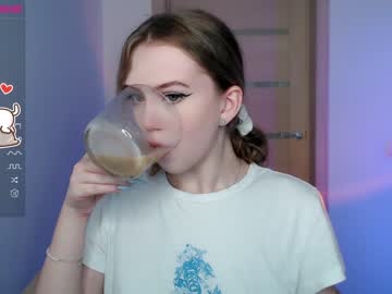 girl cam all day small_blondee image #3286492