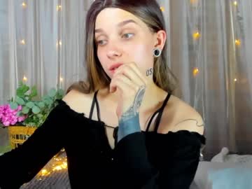 girl cam all day strangeann image #2374984