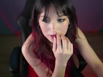 girl cam all day greeny_mat image #8935137