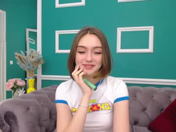 girl cam all day adelewilson__ image #955416
