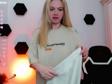 girl cam all day small_blondee image #3888640