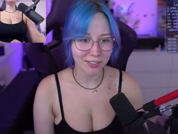 girl cam all day blue_mooncat image #7505228