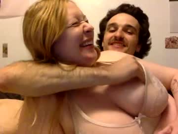 couple cam all day wishingyouasafereturn image #2073570
