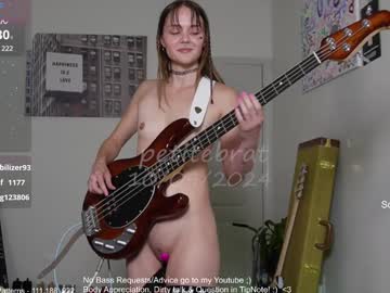 girl cam all day petitebrat image #8016254