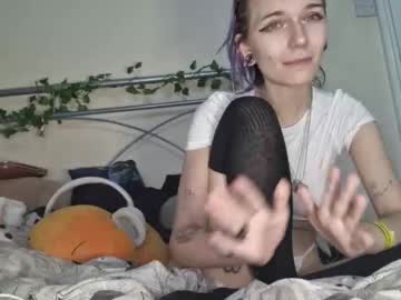 girl cam all day lizzyylovesick image #7323237