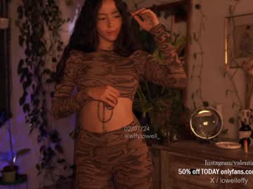 girl cam all day effylowell_ image #7347164