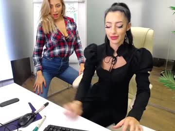 girl cam all day babesgowild image #2577845