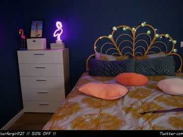 girl cam all day surfergirl121 image #4335292
