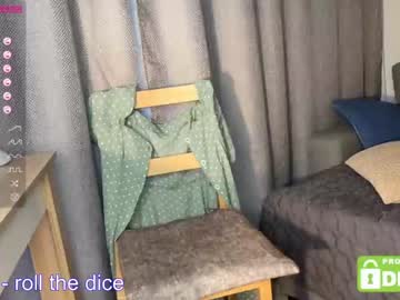 girl cam all day moorelina image #3932660